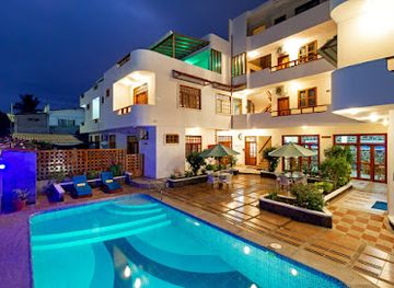 ecuador/puerto-ayora/landmark/villa-laguna