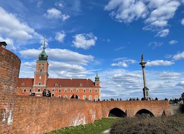 poland/kuyavia/landmark/tablica-poswiecona-stupiedziesiecioleciu-warszawianki-casimira-delavigne