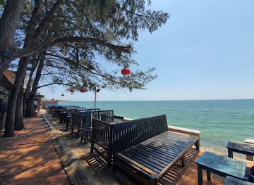 vietnam/phan-thiet/landmark/dragon-beach-lounge-bar-club