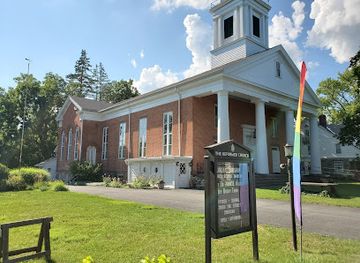 new-york/leatherstocking-region/landmark/historic-huguenot-street
