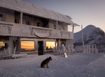 italy/alta-via-1/landmark/rifugio-lagazuoi