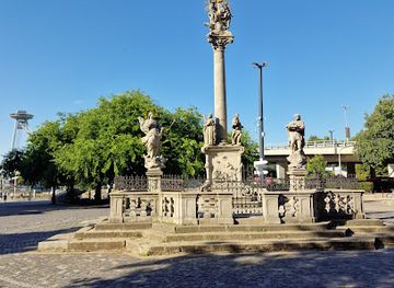 slovakia/bratislava/petrzalka/landmark/morovy-stlp