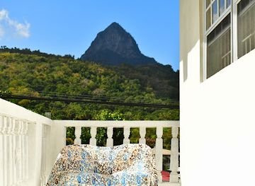 saint-lucia/soufriere/landmark/maison-paradis