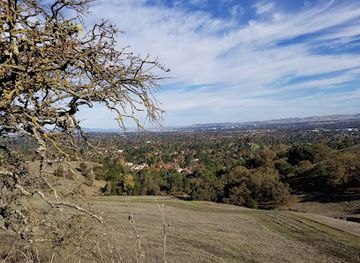 california/walnut-creek/landmark/acalanes-ridge