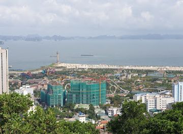vietnam/ha-long/bai-chay/landmark/halong-view-tower