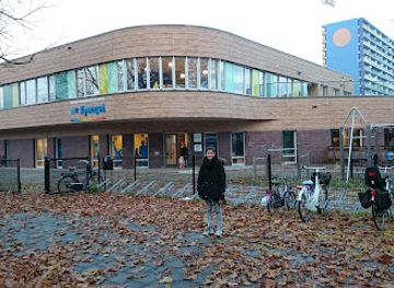 netherlands/zaanstreek/landmark/darwin-park