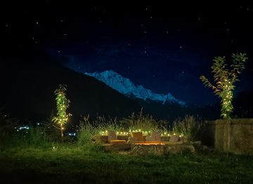 pakistan/karimabad/landmark/razhek