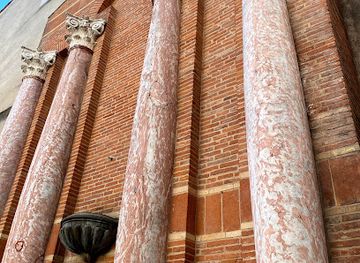 france/toulouse/capitole/landmark/fontaine-des-puits-clos