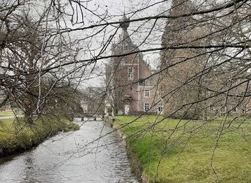belgium/leuvense-vaart/landmark/fonske-statue