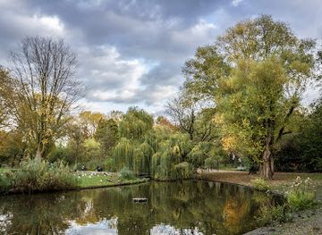 netherlands/amsterdam/de-pijp/landmark/green-pumping-station