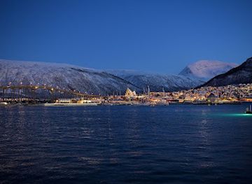 norway/tromso/sentrum/landmark/tromso-harbour