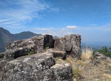 sri-lanka/dry-zone/landmark/wangedigala