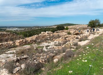 israel/shephelah/landmark/khirbet-qeiyafa
