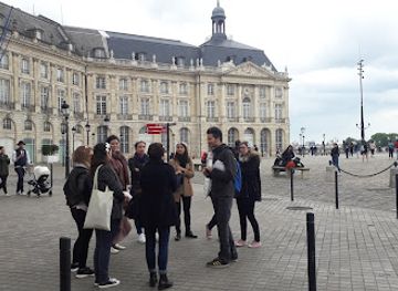 france/bordeaux/landmark/les-visites-d-hubert-guide-a-bordeaux-et-sa-region