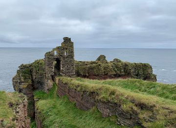 united-kingdom/caithness/landmark/bucholie-castle