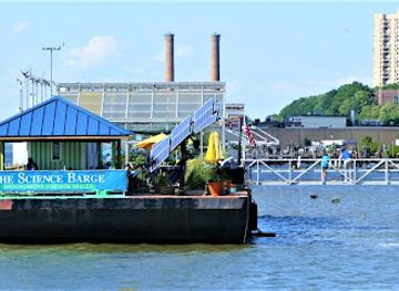 new-york/yonkers/landmark/groundwork-hudson-valley-s-science-barge