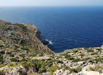 malta/southern-harbour/landmark/clapham-junction-cart-ruts