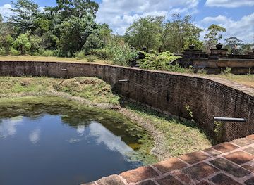 sri-lanka/north-central-province/landmark/north-pond