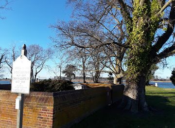 maryland/eastern-shore/landmark/tomb-of-custis