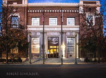 california/bakersfield/landmark/the-historic-bakersfield-californian
