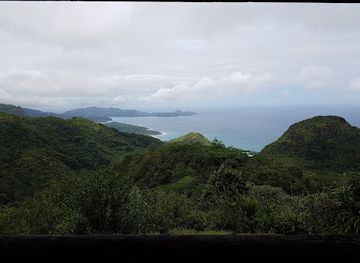seychelles/ile-aux-vaches-marines/landmark/mission-lodge-cemetery