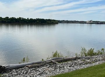 indiana/evansville/landmark/riverfront-park