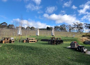 australia/central-highlands/landmark/artemis-wines