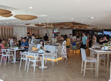 ecuador/manta/landmark/pata-salada