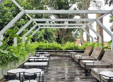 indonesia/bandung/ciumbuleuit/landmark/nara-park-bandung