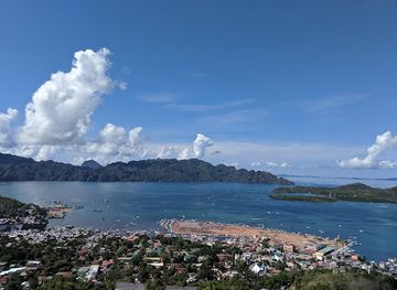 philippines/coron/landmark/mount-tapyas-pavilion