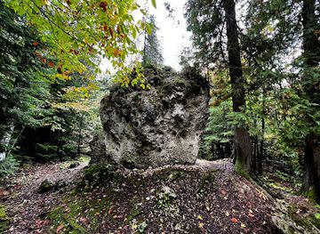 michigan/mackinac-island/landmark/friendship-s-altar