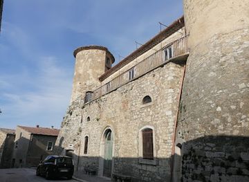 italy/sannio/landmark/castello-di-torella-del-sannio
