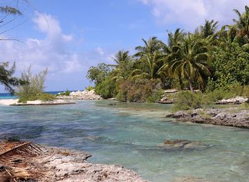 french-polynesia/rangiroa/landmark/the-six-passengers