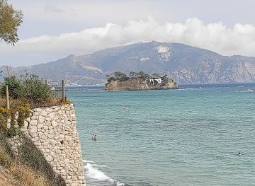 greece/zakynthos/landmark/agios-sostis-beach