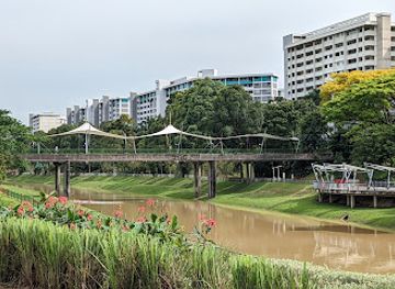 singapore/clementi/landmark/old-jurong-railway-line-bridge