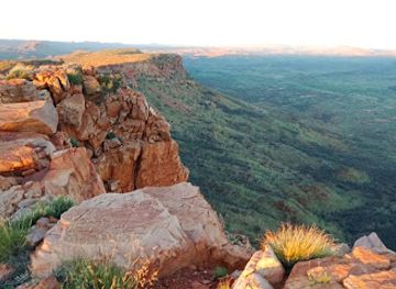 australia/red-centre/landmark/red-earth-roaming