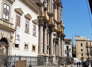 italy/palermo/landmark/piazza-olivella