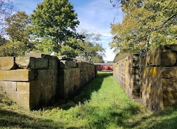 ohio/central-ohio/landmark/ohio-and-erie-canal-lock-11