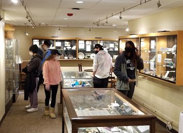 pennsylvania/happy-valley/landmark/matson-museum-of-anthropology