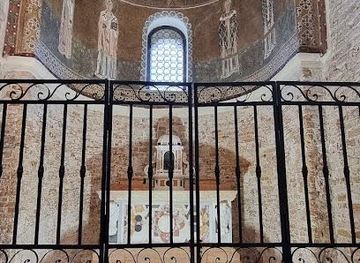 italy/venice/landmark/trono-di-attila