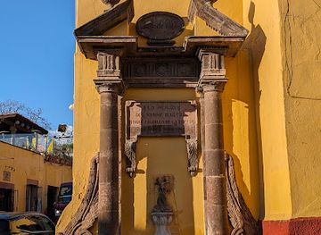 mexico/san-miguel-de-allende/landmark/allende-fountain