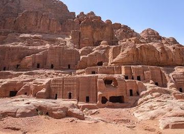 jordan/dana/landmark/street-of-facades