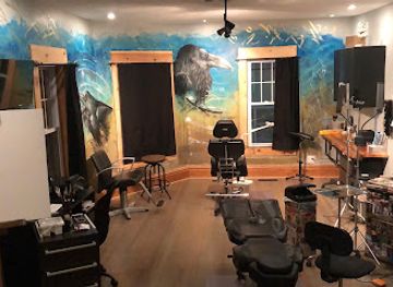 wisconsin/kenosha/landmark/bird-of-paradox-studios-appointment-only