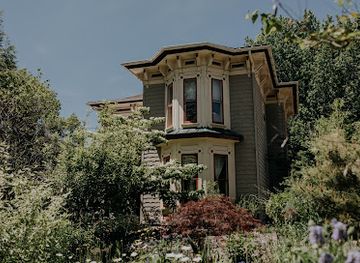 ohio/wooster/landmark/black-squirrel-inn