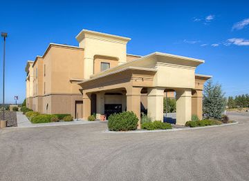 idaho/mountain-home/landmark/hampton-inn-suites-mountain-home