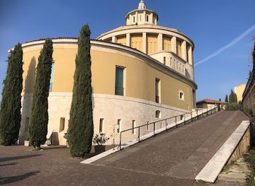 italy/verona/landmark/santuario-della-madonna-di-lourdes
