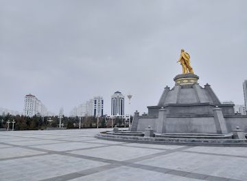 turkmenistan/caspian-sea-coastline/landmark/monument-to-the-first-president-of-turkmenistan-saparmurat-niyazov