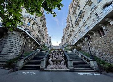 france/paris/landmark/luis-de-camoes
