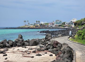 south-korea/jeju-city/aewol/landmark/handam-coastal-walk