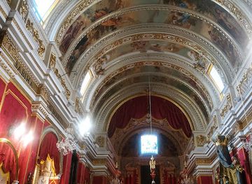 malta/gozo/landmark/st-francis-square